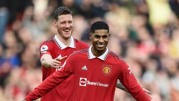 Marcus Rashford celebra uno de sus goles ante el Leicester.