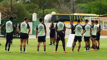 Luis Carrión debuta contra Cesc