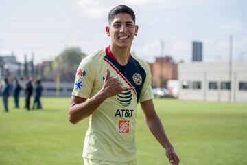 Como ya es una costumbre en Las Águilas, su técnico Miguel 'El Piojo' Herrera dio a conocer el cuadro titular que prepara para su duelo ante La Franja.