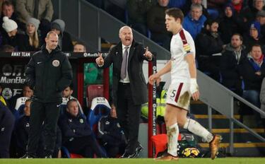 Dyche compares Alexis' United switch to Harry Potter