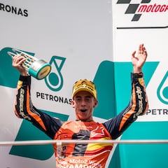 Acosta: “Va para el Pedro que se ha dejado los huevos entrenando”