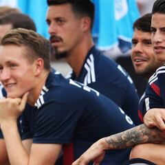 En imágenes: poco protagonismo de James en el Bayern de Kovac