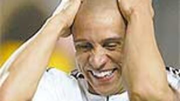 <b>FUTURO INCIERTO</B>. La continuidad de Roberto Carlos está en el aire.