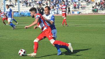 El San Fernando frena en su carrera al ascenso ante el filial del Granada