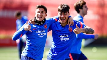 Giuliano Simeone y Carlos Martín, del Atlético B.