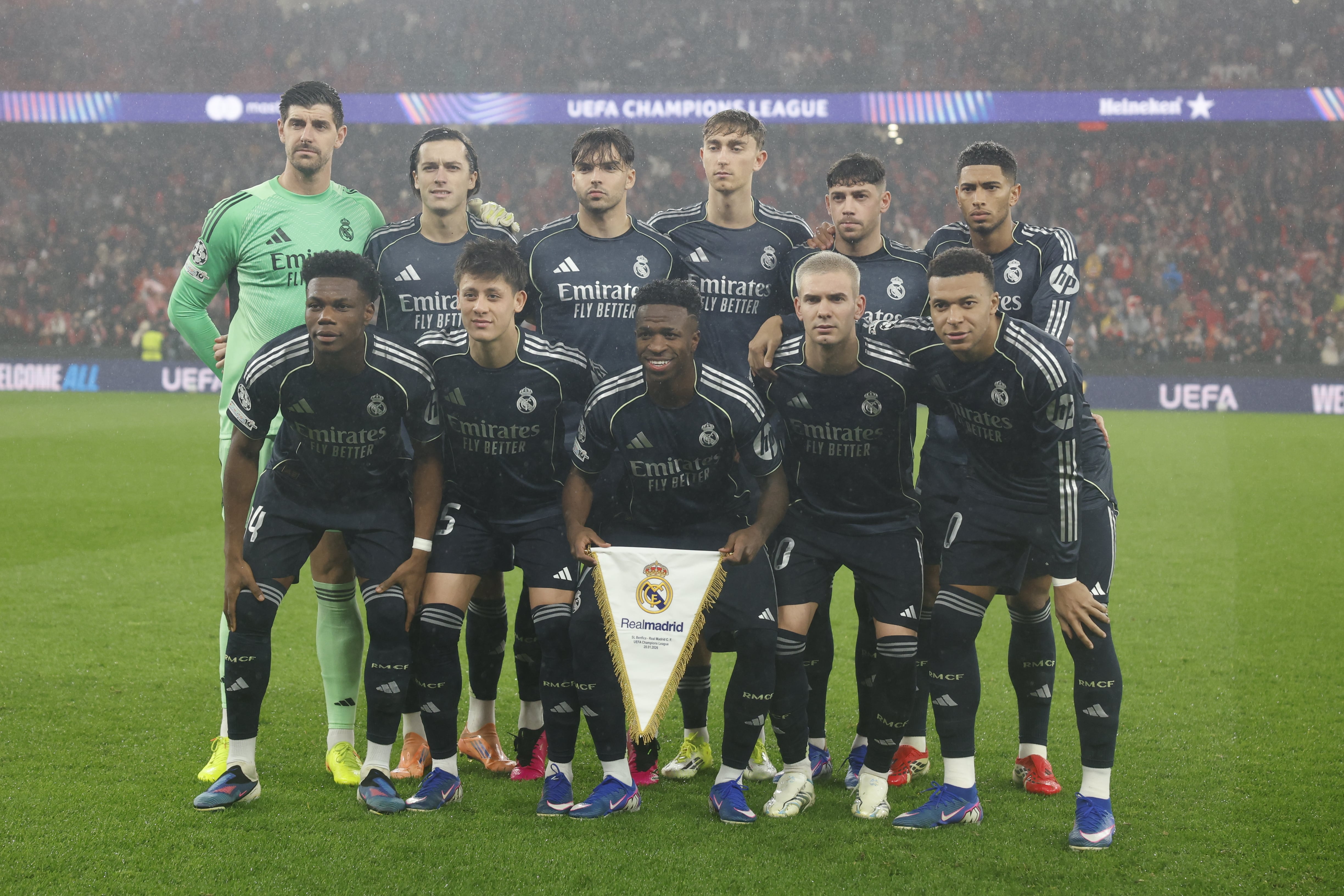 Aprobados y suspensos del Real Madrid en Lisboa: Courtois y Mbappé están solos   