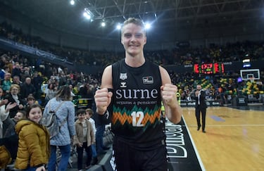 Hakanson ejecuta al Gran Canaria