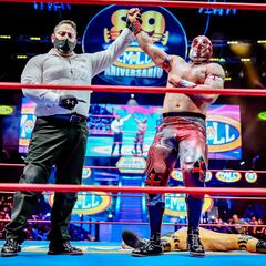 CMLL: Templario avanza a la Final por el Campeonato Universal