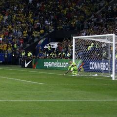 Chile eliminó a Colombia por penales y es semifinalista