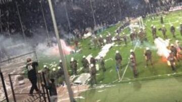 Incidentes entre la Policia y los aficionados del PAOK