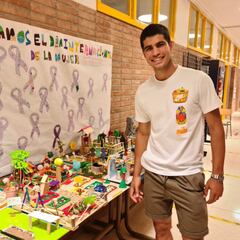 Alcaraz regresa a la escuela