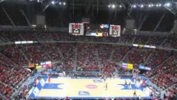 <b>¡15.504 ESPECTADORES! </b>El Buesa Arena se estrenó a lo grande, con un nuevo récord de público en un partido liguero en España.