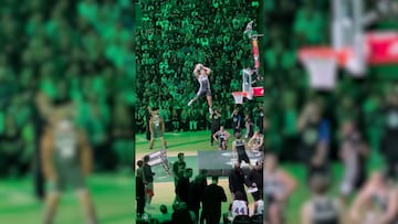 Durante el descanso, los Rim Rockers deslumbraron con una acrobática jugada, con la participación especial de la mascota del equipo.