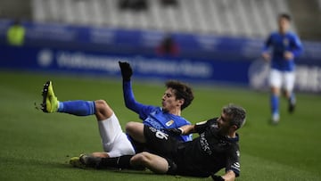 El tope salarial vuelve a bloquear al Oviedo