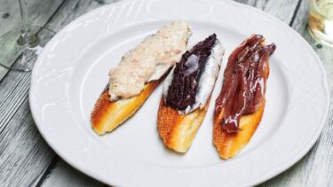 Dos turistas huyen de España perdiendo dinero por aburrimiento: “Sin planes”