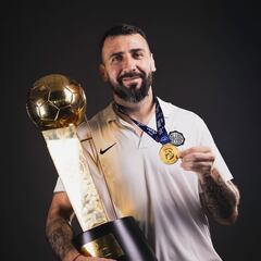 Lucas Pratto da pistas de su futuro: “Me llamaron desde Chile”