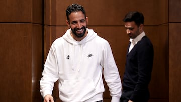 Lisbon (Portugal), 04/11/2024.- Sporting CP head coach Ruben Amorim attends a press conference at Alvalade Stadium, Portugal, 04 November 2024. Sporting CP faces Manchester City in a UEFA Champions League group stage match on 05 November. (Liga de Campeones) EFE/EPA/FILIPE AMORIM