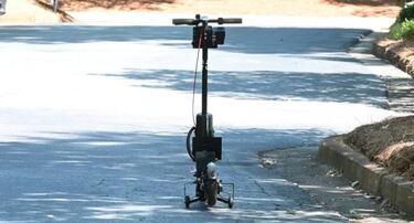 Estos patinetes van solos a tu casa y vuelven solos a su parking al terminar