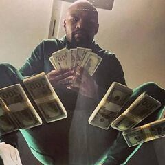 Mayweather presume de su nuevo garaje: “Es del tamaño de un centro comercial”