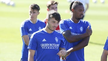 Francés, Lluís López y Jair, en un entrenamiento.