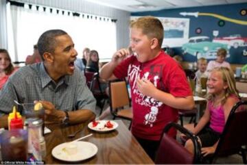 © Official White House Photo by Pete Souza
https://www.flickr.com/photos/whitehouse/