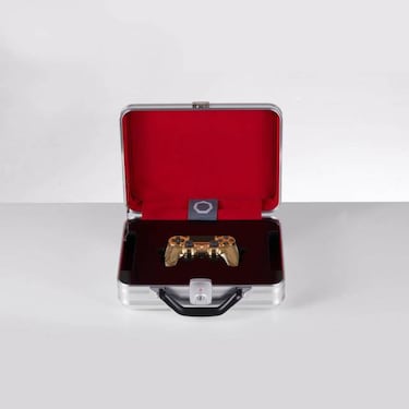 El Dualshock 4 de oro y diamantes valorado en 14.000$