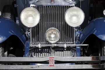 Tercera edici車n de la reuni車n y exhibici車n de autom車viles cl芍sicos en el circuito del Jarama