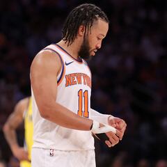 Knicks’ Jalen Brunson fractures hand in Game 7 loss to Pacers. How many injuries did New York Knicks have?