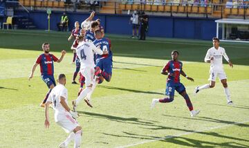 Jugada del gol anulado a Sergio Ramos por fuera de juego. 












