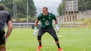 Yoel debutó con el Racing de Ferrol en la Copa.