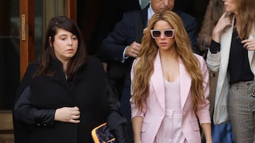 Colombian singer Shakira leaves the court on the day of her trial on fraud charges in Barcelona, Spain November 20, 2023. REUTERS/Albert Gea