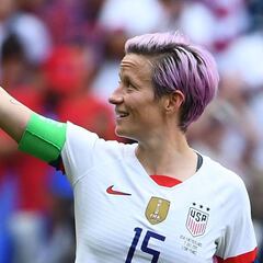 Megan Rapinoe explota contra prohibición del Comité Olímpico