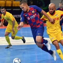 El Barça hace los deberes en su estreno ante un débil Shenzhen