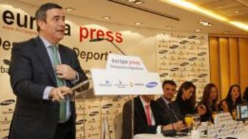 Cadenal, durante su charla.