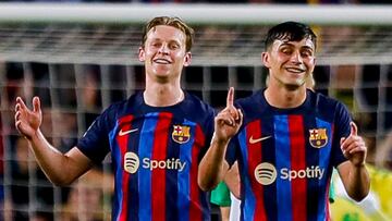 De Jong y Pedri, en un encuentro de esta temporada.