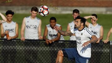 CAM106. CAMBRIDGE (EEUU), 15/06/2016.- El jugador de la selecci&oacute;n de Argentina Ezequiel Lavezzi entrena en un campo de f&uacute;tbol de la univesidad de Harvard hoy, mi&eacute;rcoles 15 de junio de 2016, durante la Copa Am&eacute;rica Centenario 2016 en Cambridge (Estados Unidos). EFE/MAURICIO DUE&Ntilde;AS CASTA&Ntilde;EDA