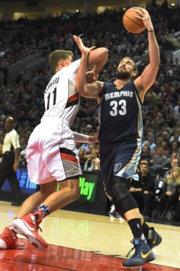 Marc Gasol y Meyers Leonard.