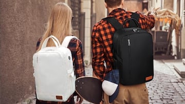 Mochila de viaje para la cabina de un avión de Ryanair