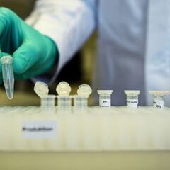 Un informe español ve "dominante y habitual" la transmisión por aerosoles