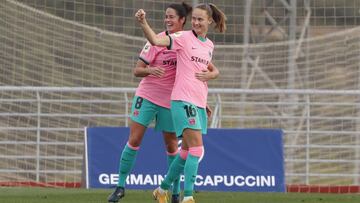 Graham Hansen y Marta Torrejón, jugadoras del Barça.