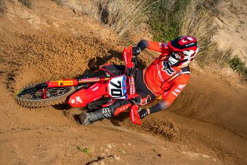 Rubén Fernández, con la Honda.