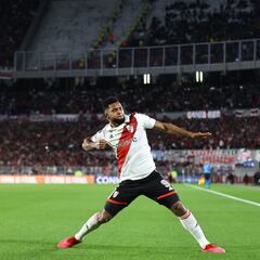 Miguel Borja vuelve con gol y se lleva elogios en Argentina