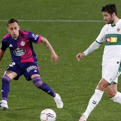 Olaza salva un punto de oro y deja al Elche muy herido