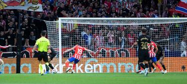 3-0. El guardameta del Valencia, Giorgi Mamardashvili, desvía el lanzamiento de Rodrigo Riquelme. El rebote, le cae al delantero argentino con el '19' para marcar a placer con la pierna izquierda.