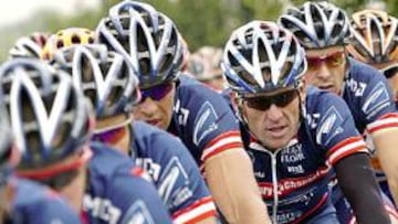 Excompañeros de Armstrong: "Nos usaban como cobayas"