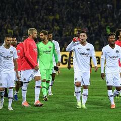 Marco Fabián reapareció como titular en derrota del Frankfurt