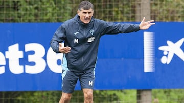 06/11/19 EIBAR ENTRENAMIENTO  
 JOSE LUIS MENDILIBAR