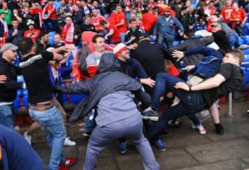 Incidentes entre los hinchas de Liverpool y Sevilla en Basilea