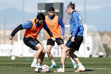 Valverde entrena con el grupo