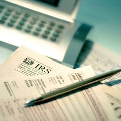 What happens if I don’t file my tax return on time? IRS penalties and fines